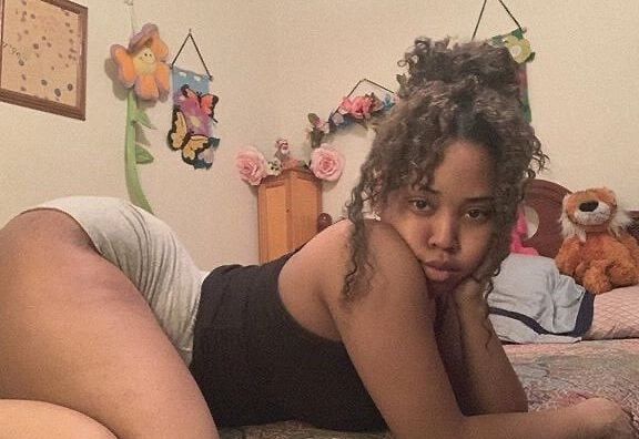 My new bi slut puppy loves sexting &amp; spanking