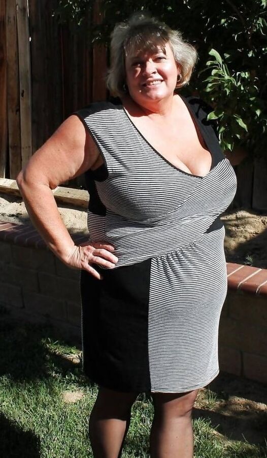Clothed Mature - Big Boobs