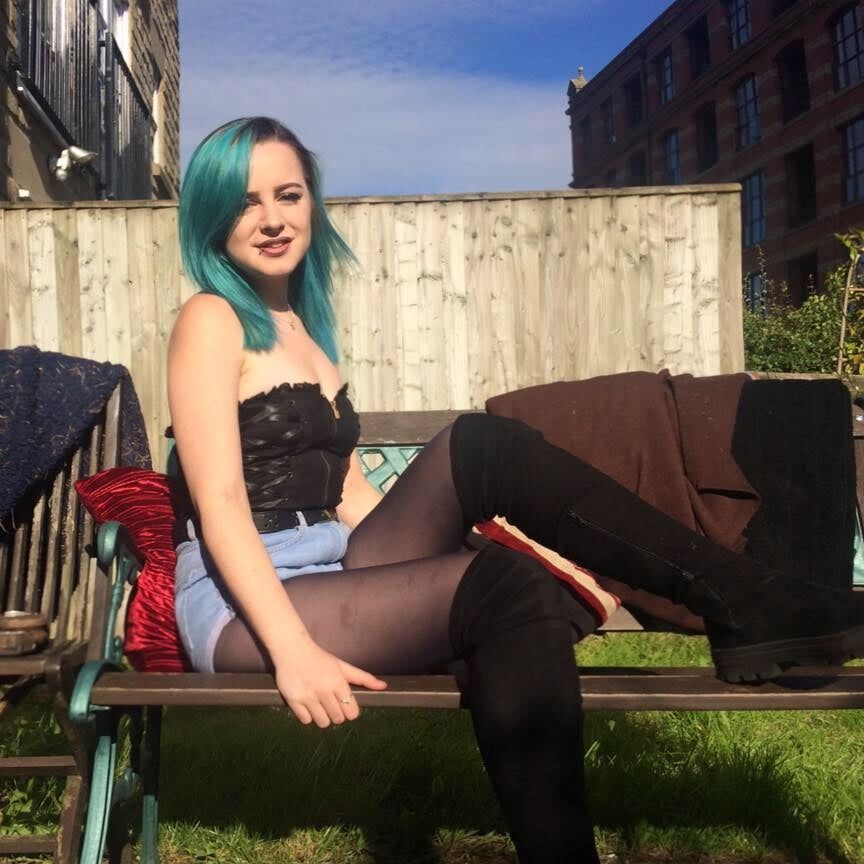 Stupid Chav Sluts- Amber M
