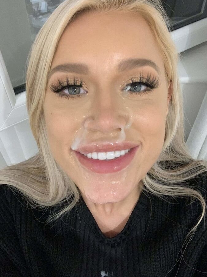 Cum slut Elle Brooke