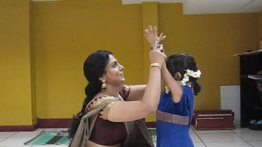 asha sarath hot noval