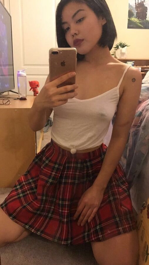 Cute Asian Selfies