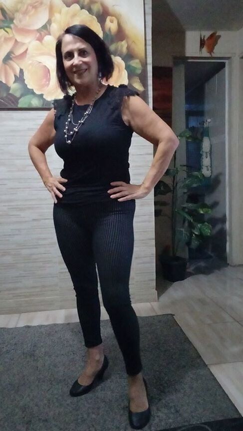 GILF MIRIAM