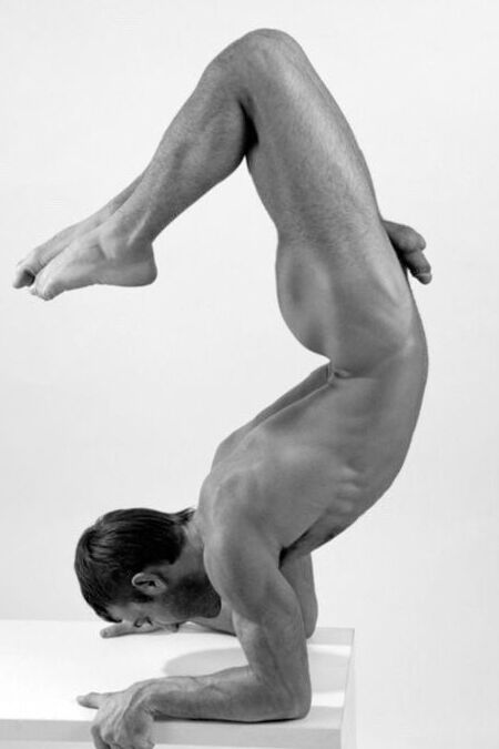 Naked sport by Nackedei