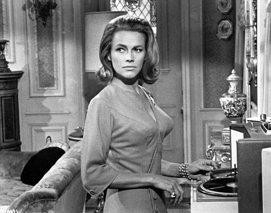 Celebrity - Honor Blackman - Goldfinger The avengers