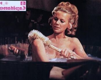 Celebrity - Honor Blackman - Goldfinger The avengers