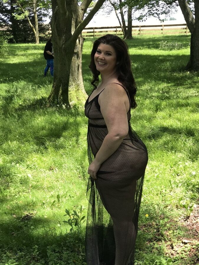 Amateur BBW Slut Wives