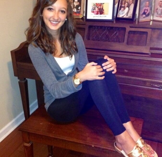 Just Brunettes