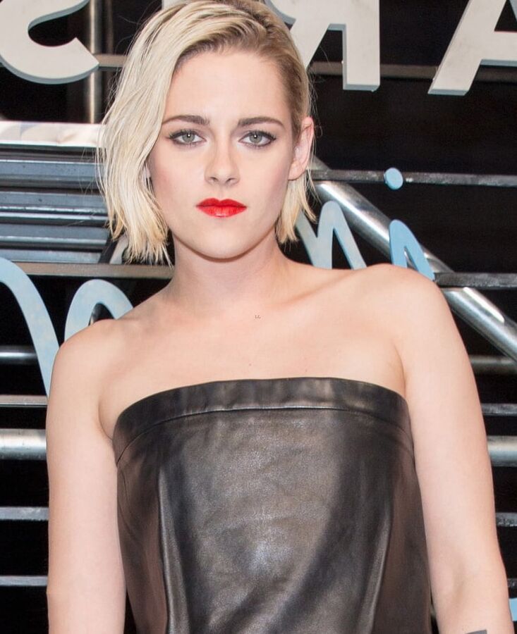 Kristen Stewart beautiful woman