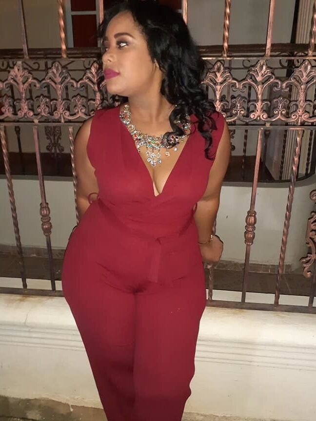 gaby flores culona caderas grandes