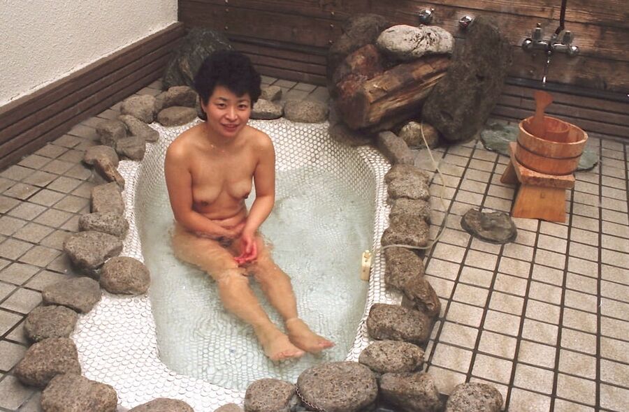 Japanese MILF Yukiko