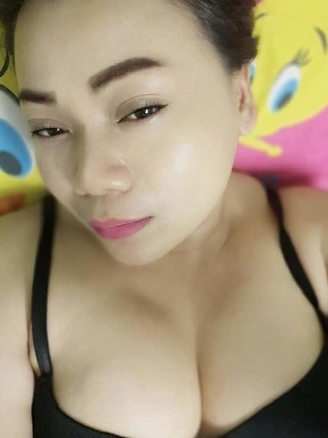 Gadis buah dada besar janda