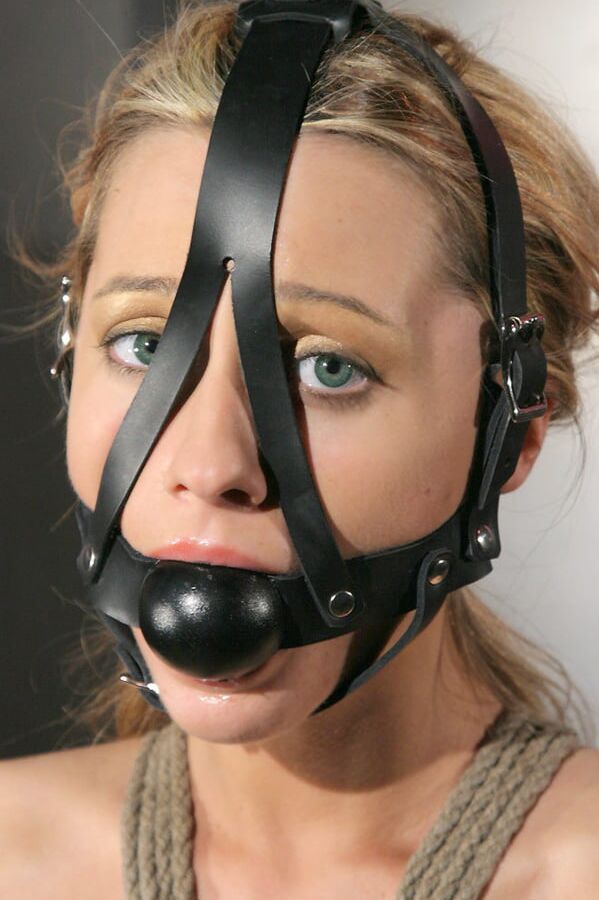 Girls in gag