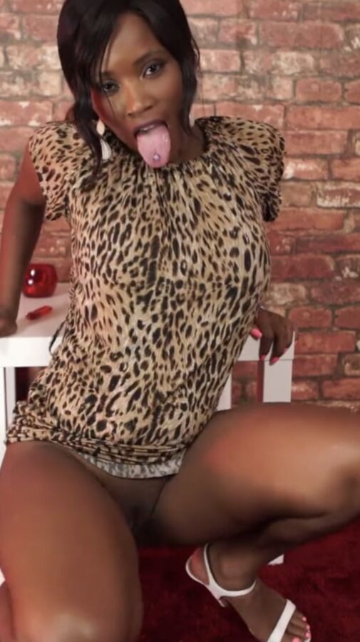 Todays Wank Target...Kiki Minaj