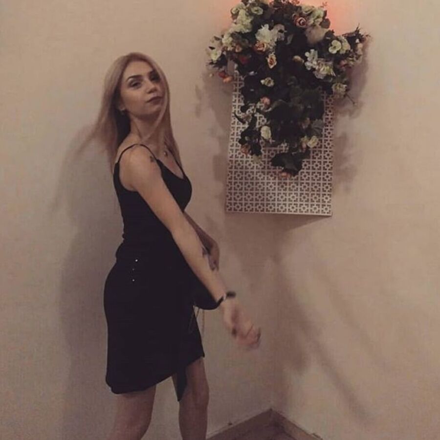 Hot Girls