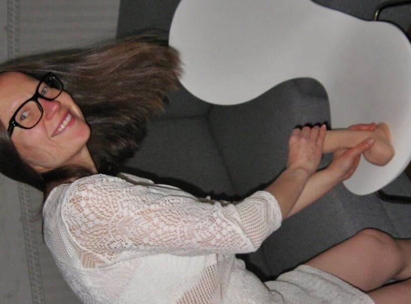 Who is she like her a lot ( Tribute Material )