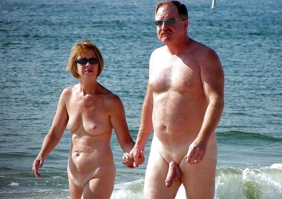 Mature nudists