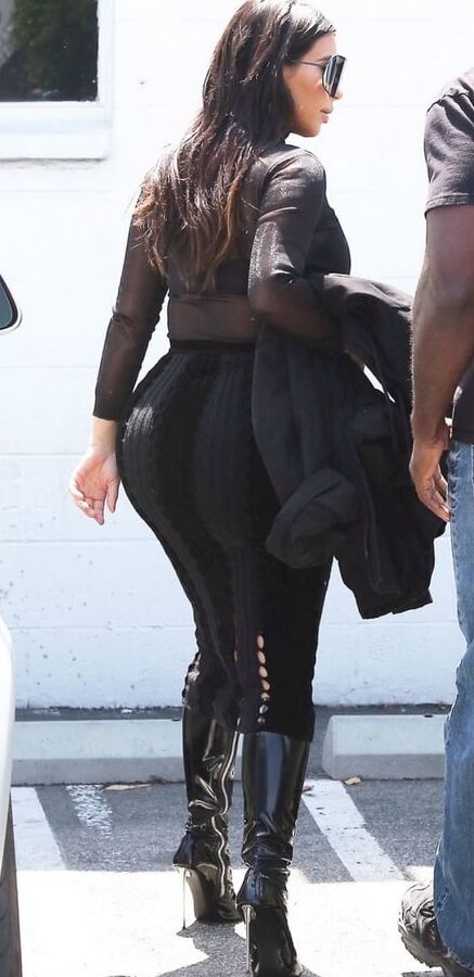 Female Celebrity Boots &amp; Leather - Kim K