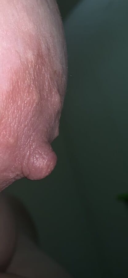 Mature wife saggy tits!!