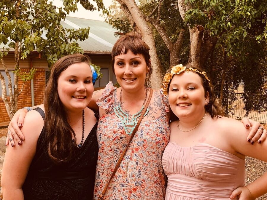 Australian mom of girls craving for asians cock