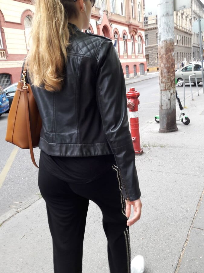 Ass and face