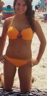 Sexy Busty Rachel