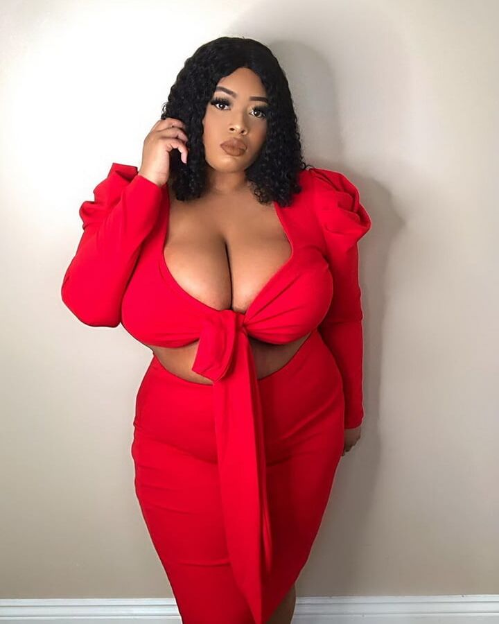 Yath - Ebony Chubby Beauty