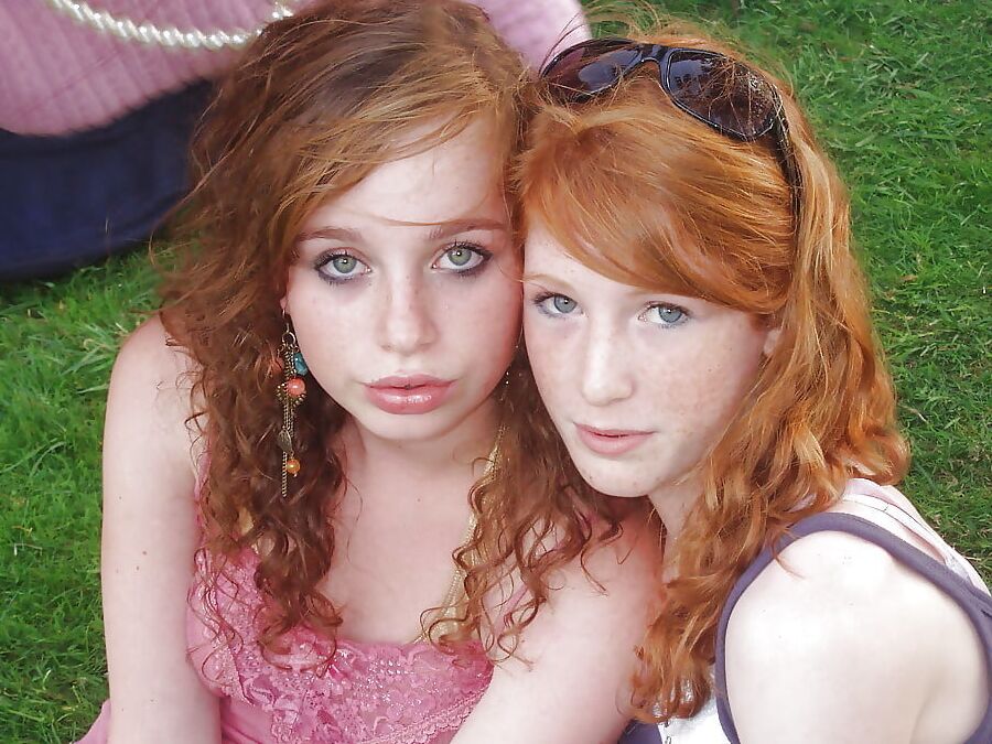 nylonfootlover redheads gallery