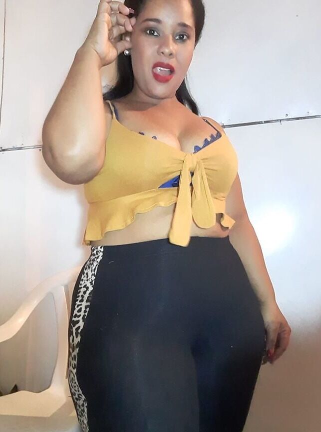 gaby flores culona caderas grandes