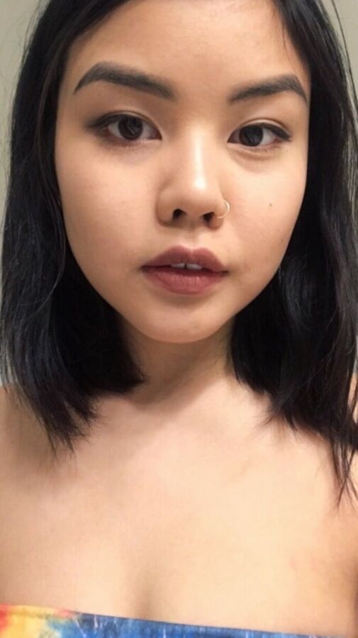 Cute Asian Selfies