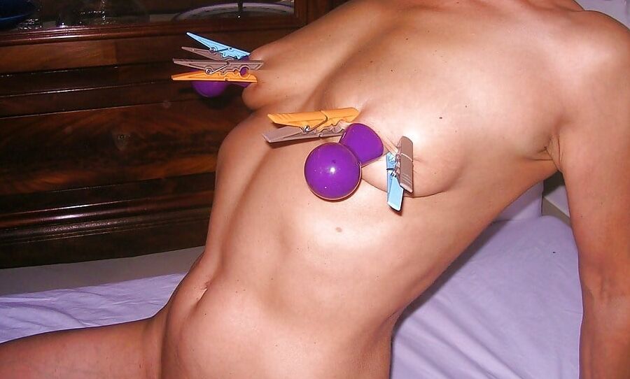 Les pinces en BDSM