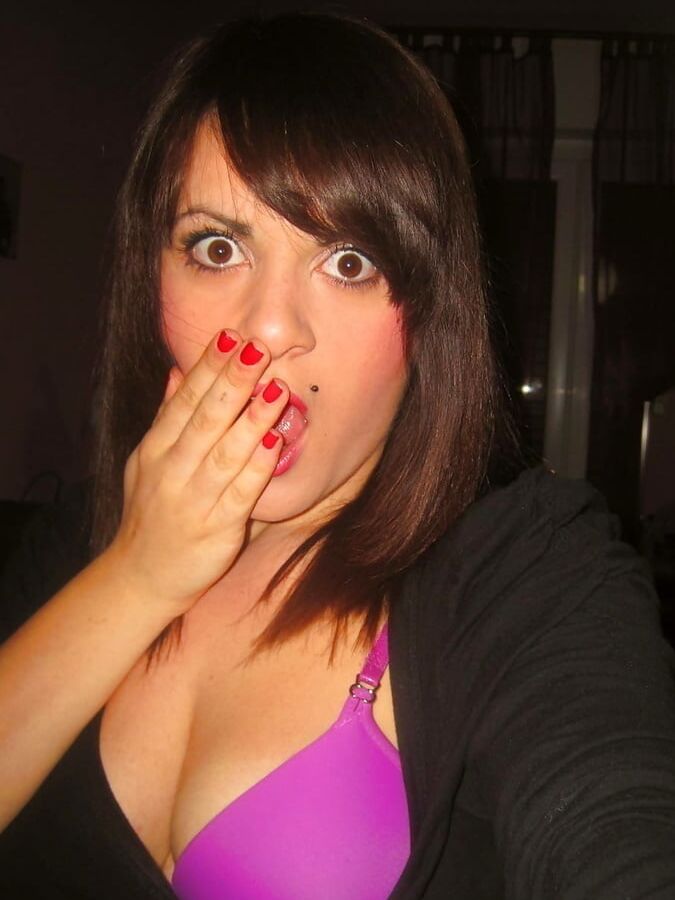 Sexy Letitia exposed