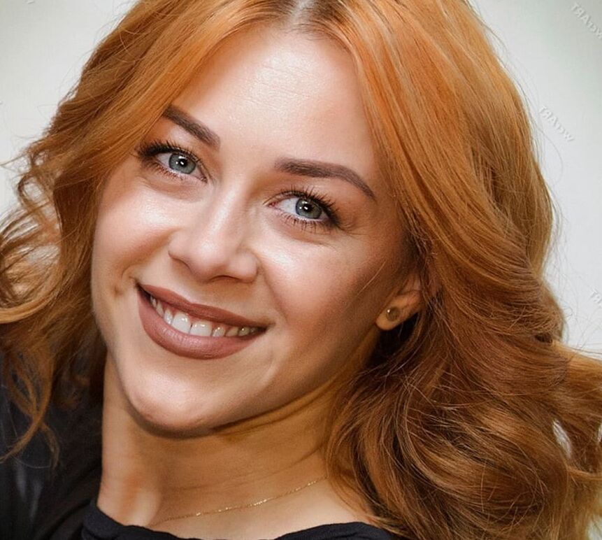 Oana Nechiti Wichsvorlagen