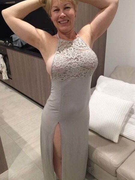 GORGEOUS SLUT WIFE
