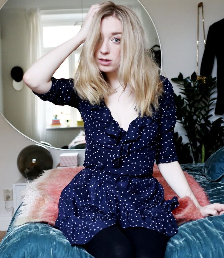 Cute Blonde GF in Tights (Pantyhose)