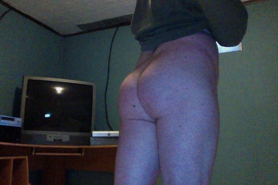 I wonder what see looks like naked?
