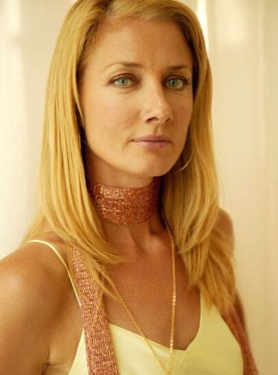 Joely Richardson ( - )