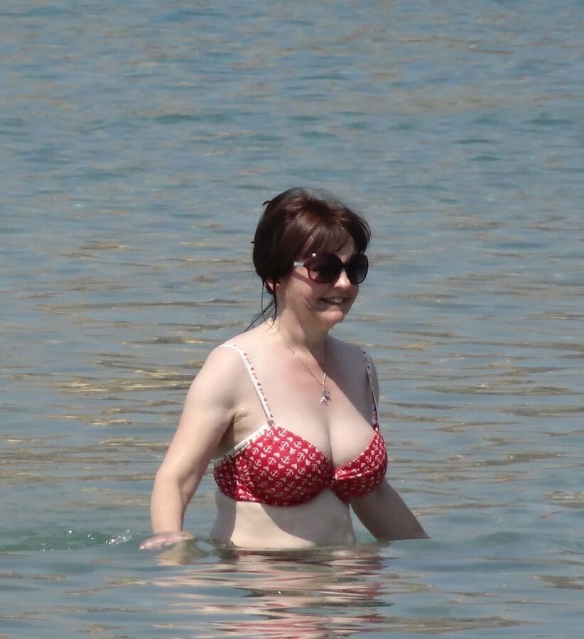 Sexy Brit Wife Tessa