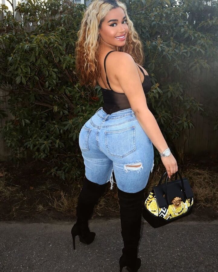Sexy Thicc Giselle Lynette