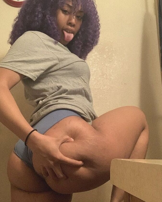 Big Tits and Big Ass !PICS!