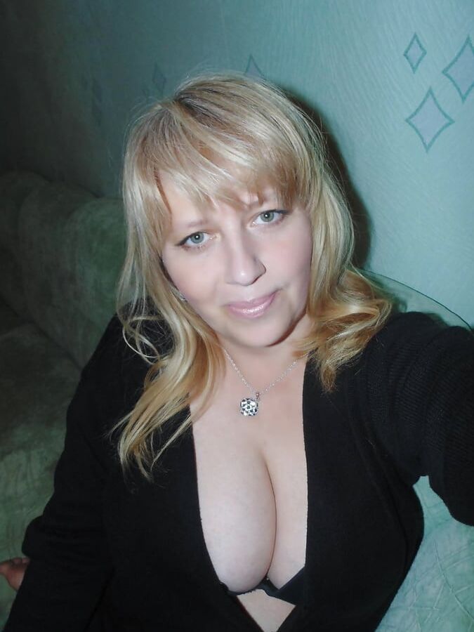 Matures &amp; Milfs