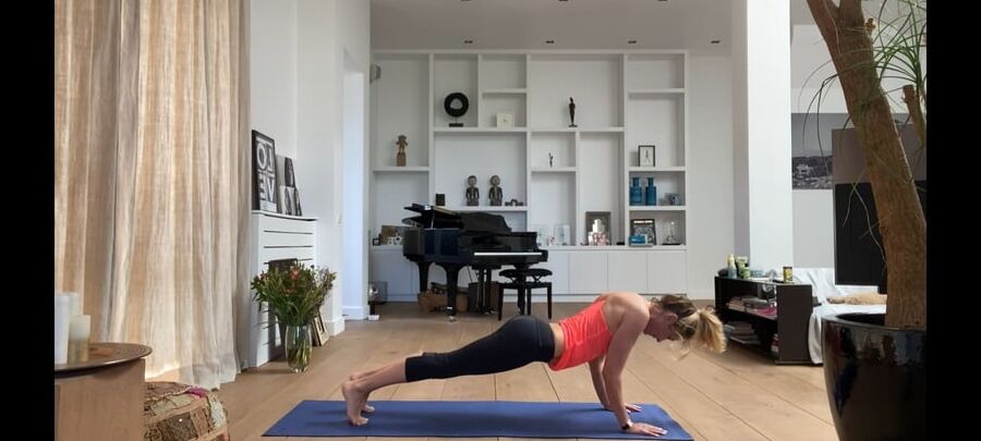Dutch milf Wendy van Dijk yoga