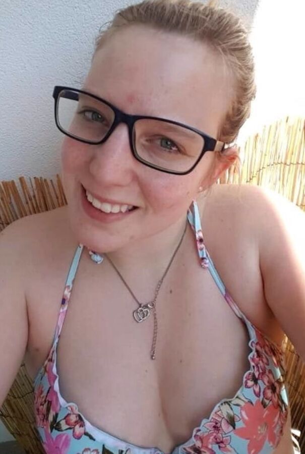 Brillenfotzen