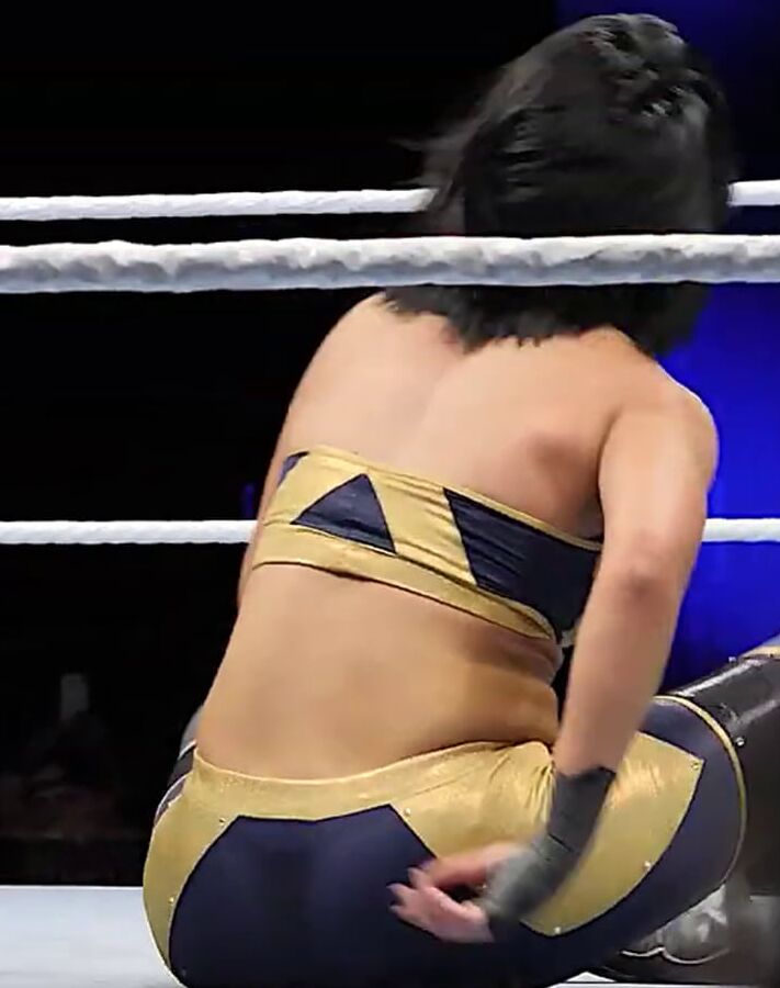 WWE Bayley Big Ass