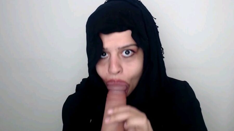 During RAMADAM i suck my dildo for Allah