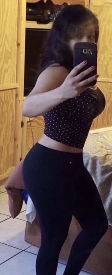 Lorena tetona