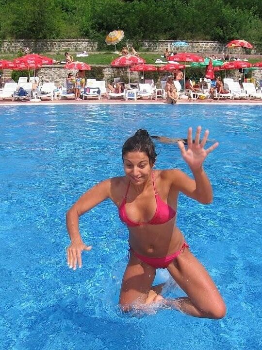 Amateur-Crazy Fun Poses-