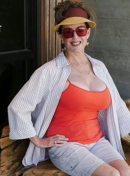 MILF Wives - Nice Boobs - Clothed -
