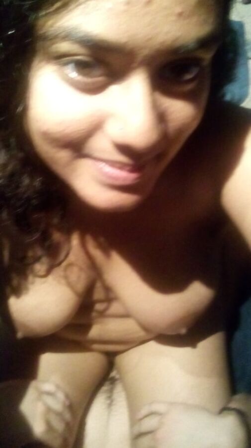 desi hot nri girl sexy expressions