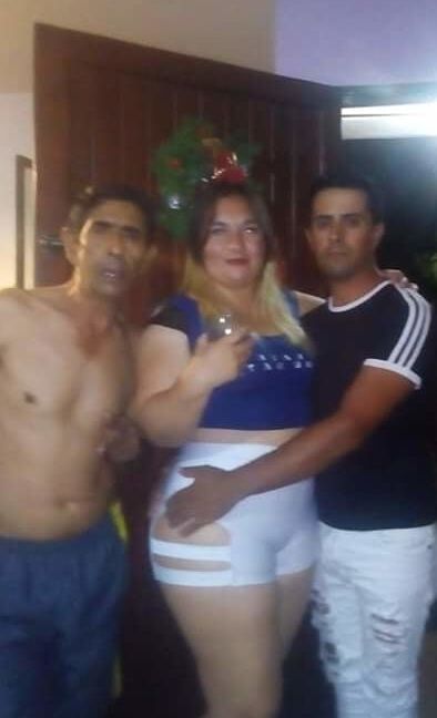 Corno mi esposa y su culote cuckold Wife flashing